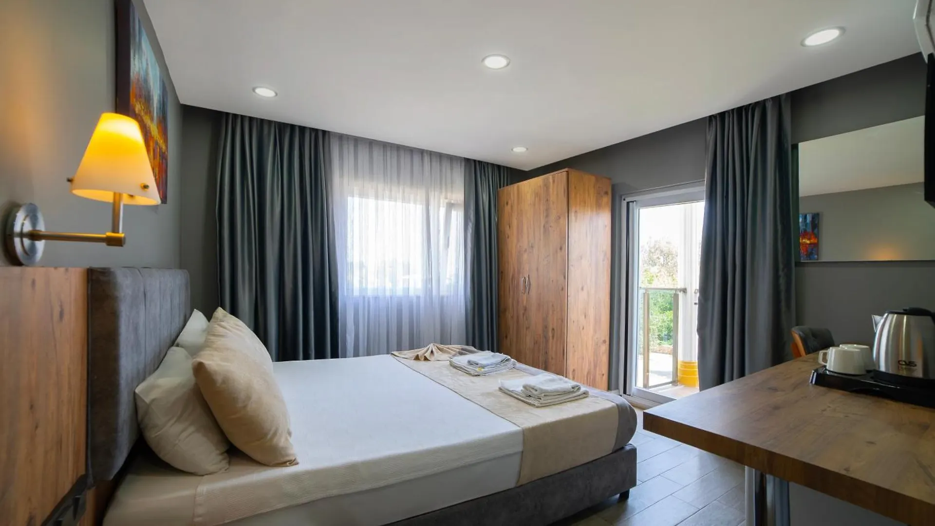 La Cactus Boutique Hotel Antalya 2*,  Turecko